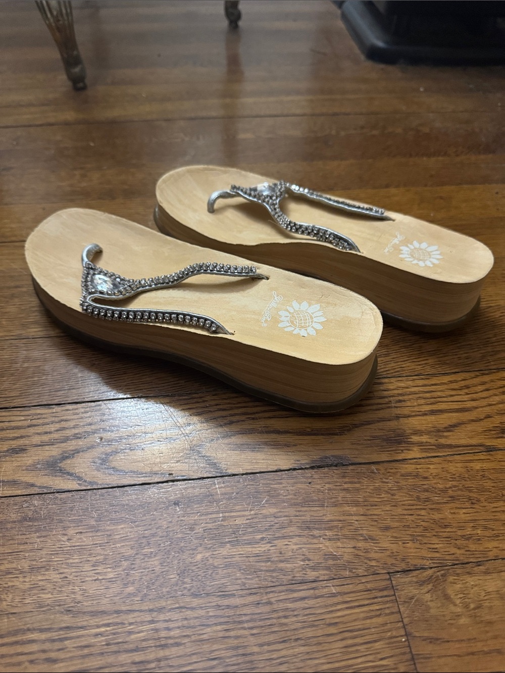 Yellow Box Silver Rhinestone Wedge Toe-Post Sandals - Picture 4 of 4
